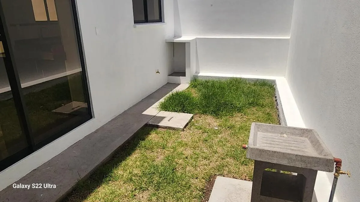 Casa En La Mitad Del Mundo 3 Habitaciones, A 5 Minutos De Unasur, Agua Caliente Quito Holiday home